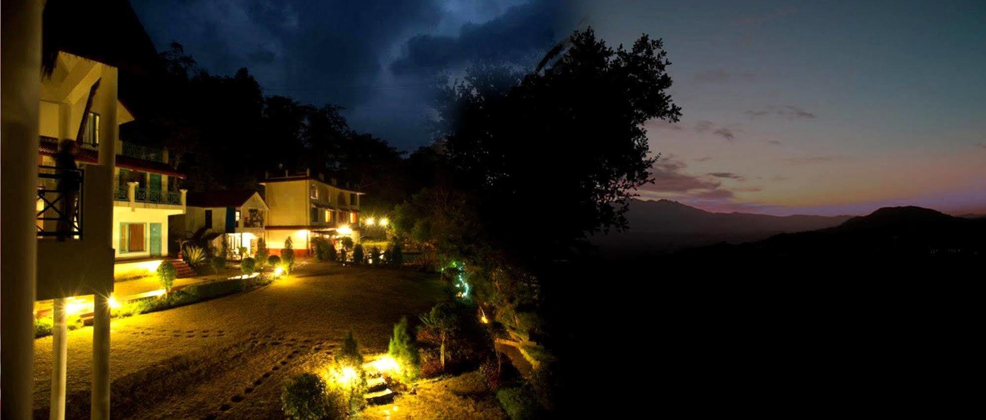 Hotel Sattva Retreat à Rishīkesh Extérieur photo